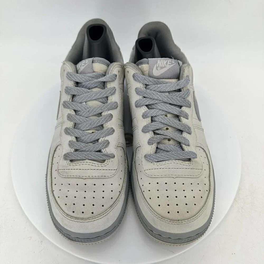 Nike SB Dunk Low Top Dark Light Grey Youth Sneaker Shoes 311570 004 Size 7Y